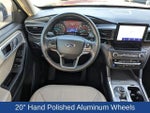 2020 Explorer Thumbnail 18