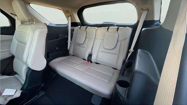 2020 Ford Explorer - $19,994