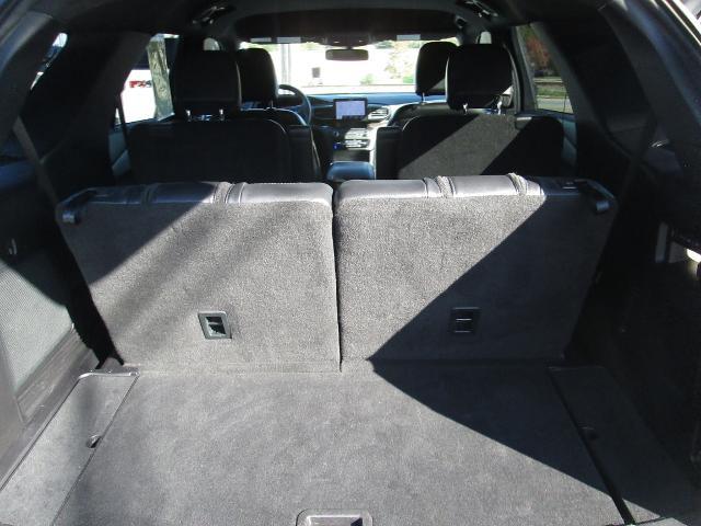 2020 Ford Explorer - $31,995