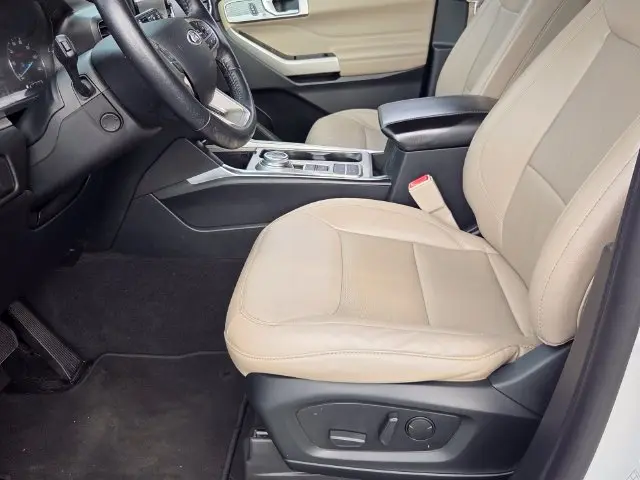 2021 Ford Explorer - $19,959