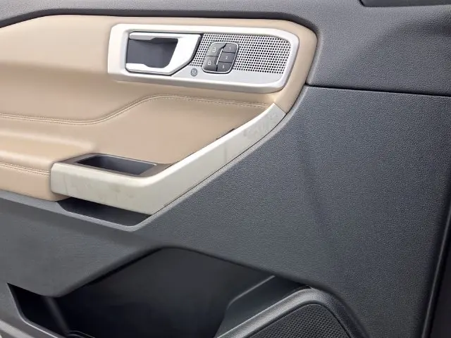 2021 Ford Explorer - $19,959