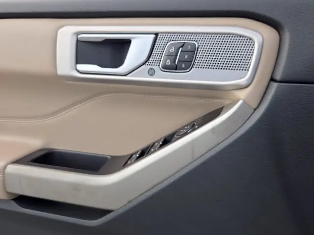 2021 Ford Explorer - $19,959