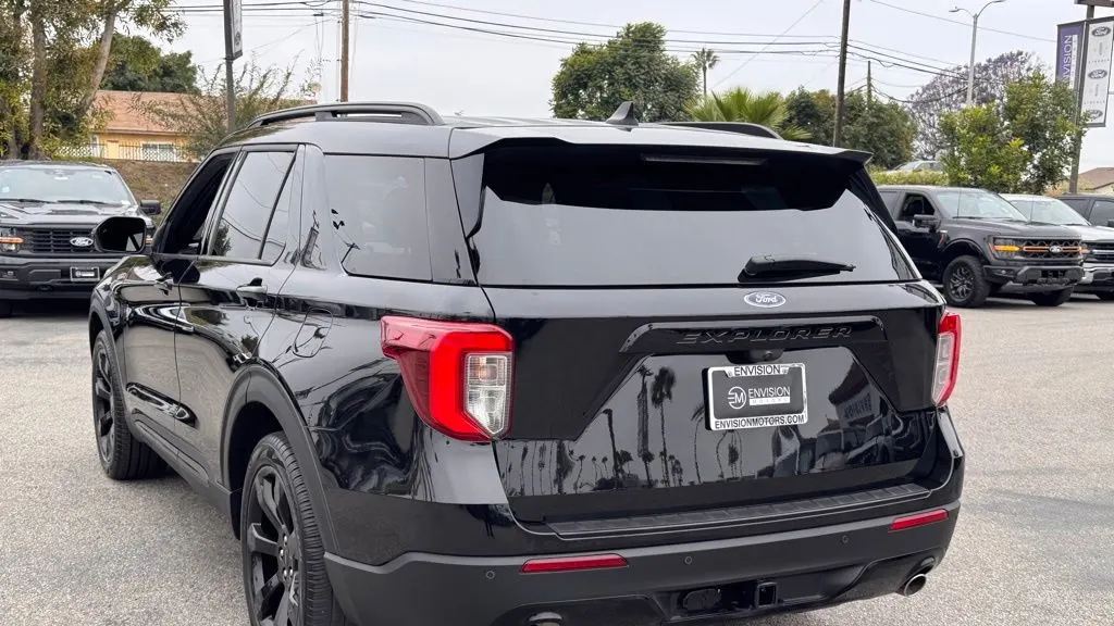 2023 Ford Explorer ST-Line