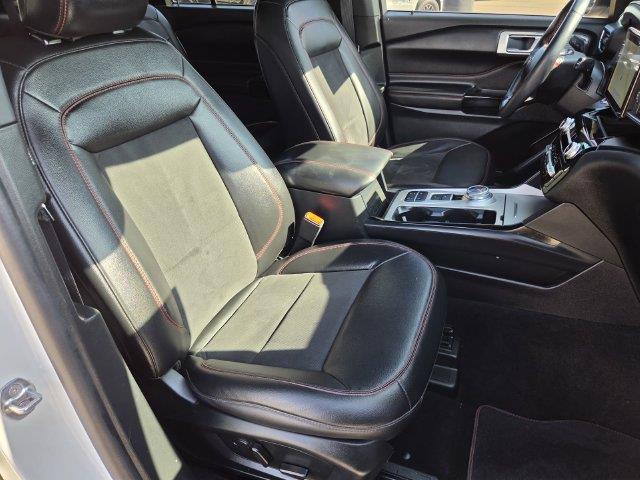 2024 Ford Explorer - $32,000