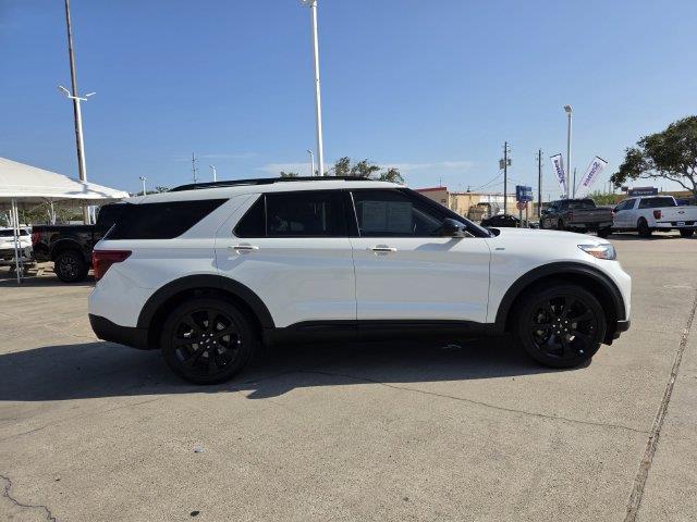 2024 Ford Explorer - $32,000