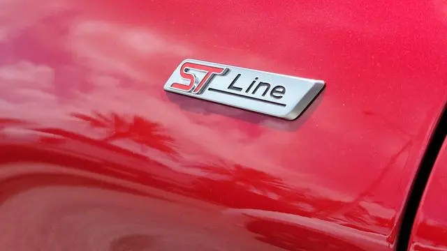 2024 Ford Explorer ST-Line