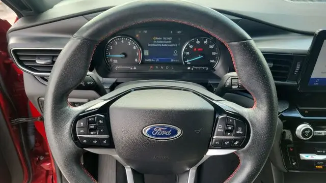 2024 Ford Explorer ST-Line