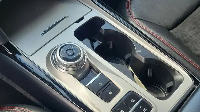 2024 Ford Explorer ST-Line