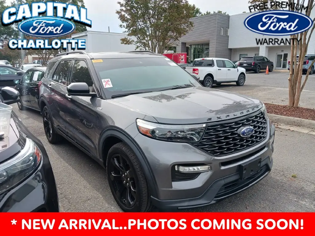 2022 Ford Explorer - $25,898