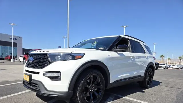 2023 Ford Explorer ST-Line