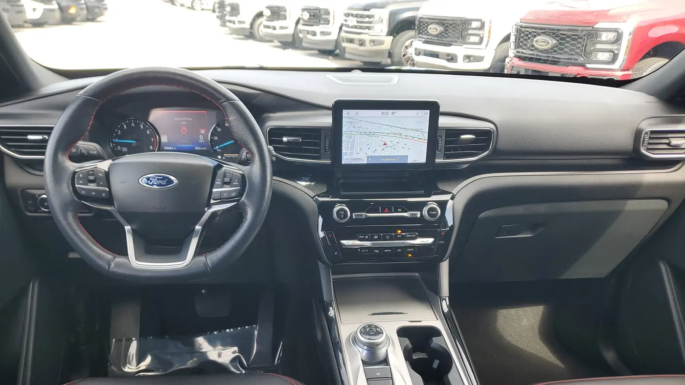 2023 Ford Explorer ST-Line