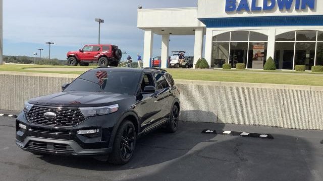 2024 Ford Explorer ST-Line