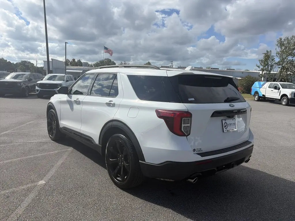 2024 Ford Explorer - $36,820