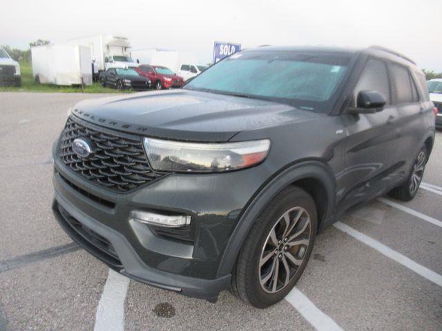 2022 Ford Explorer - $33,789