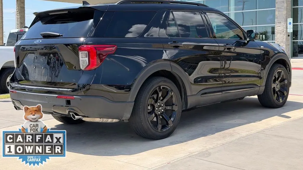 2023 Ford Explorer ST-Line