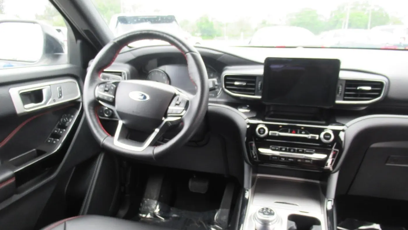 2022 Ford Explorer ST-Line