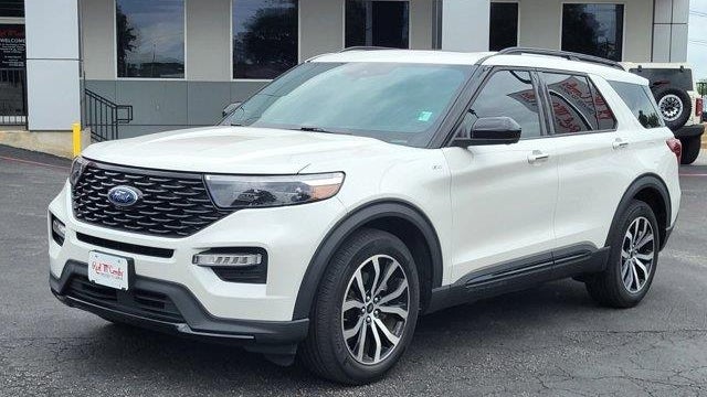 2023 Ford Explorer ST-Line