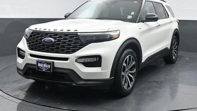 2022 Ford Explorer ST-Line