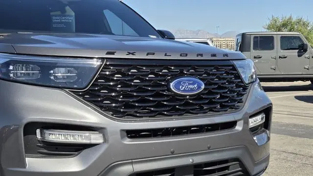 2023 Ford Explorer ST-Line