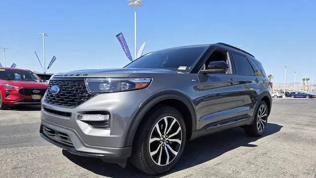 2023 Ford Explorer ST-Line