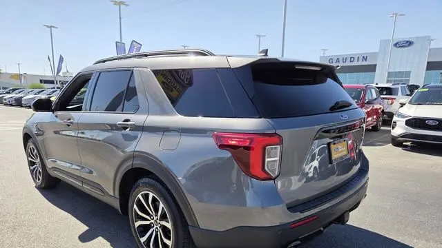 2023 Ford Explorer ST-Line