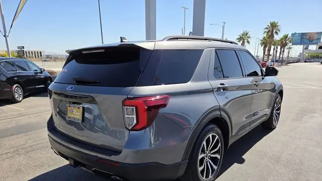 2023 Ford Explorer ST-Line