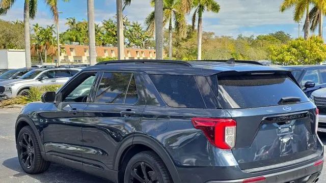 2023 Ford Explorer ST-Line