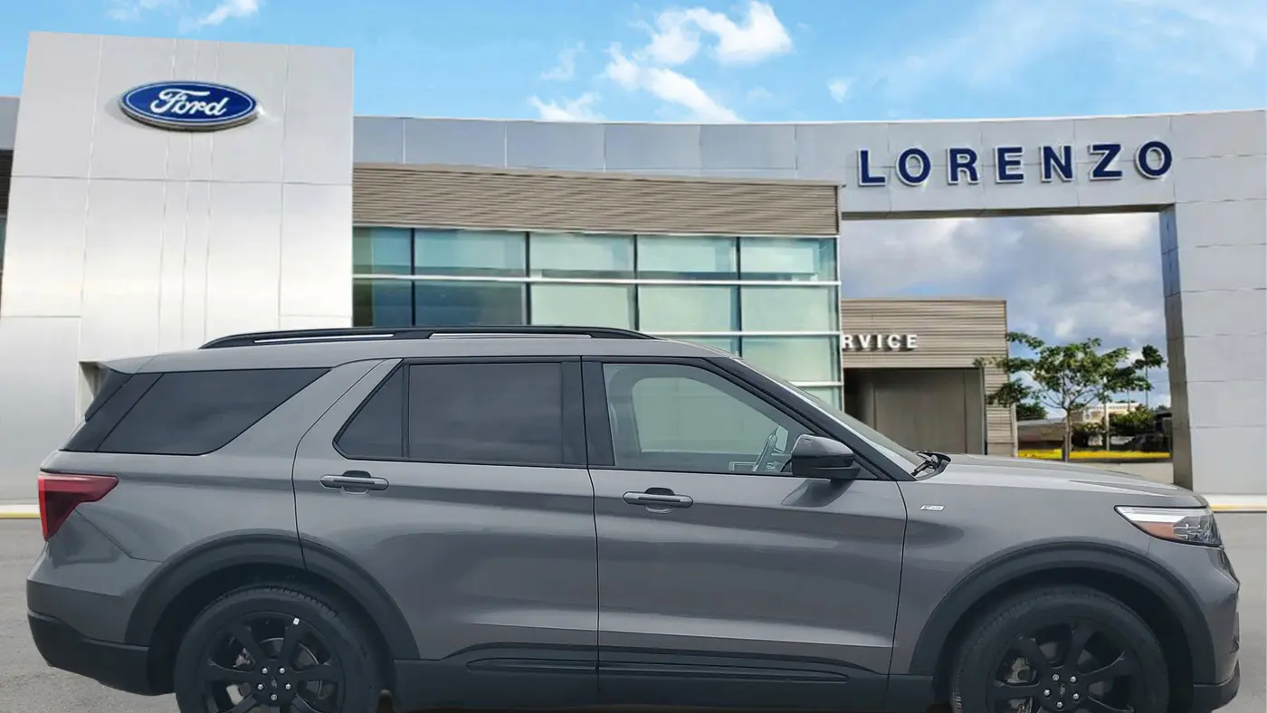 2023 Ford Explorer ST-Line