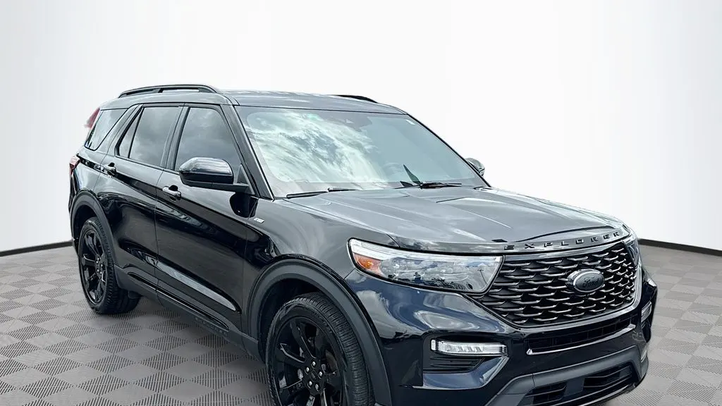 2023 Ford Explorer ST-Line