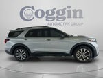 2022 Explorer Thumbnail 6
