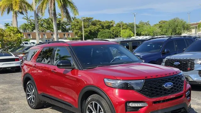 2023 Ford Explorer ST-Line