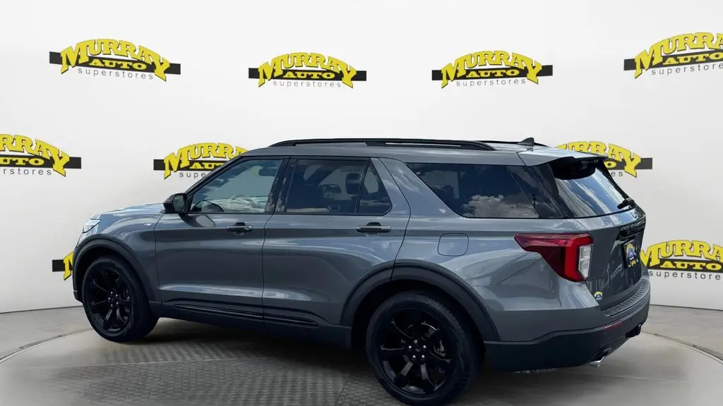 2023 Ford Explorer ST-Line