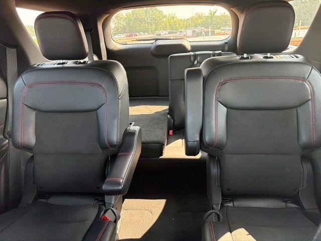 2023 Ford Explorer - $35,992