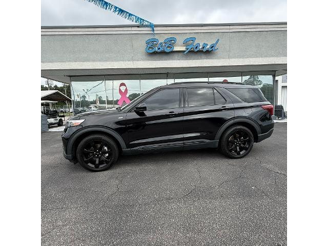 2023 Ford Explorer - $32,900