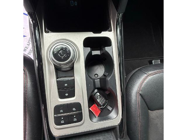 2023 Ford Explorer - $32,900