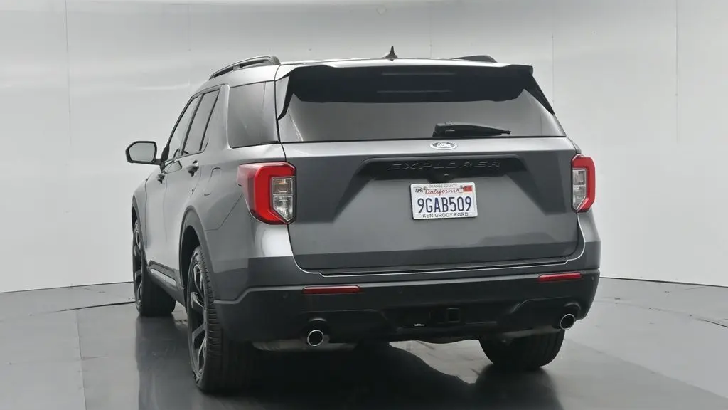 2023 Ford Explorer ST-Line