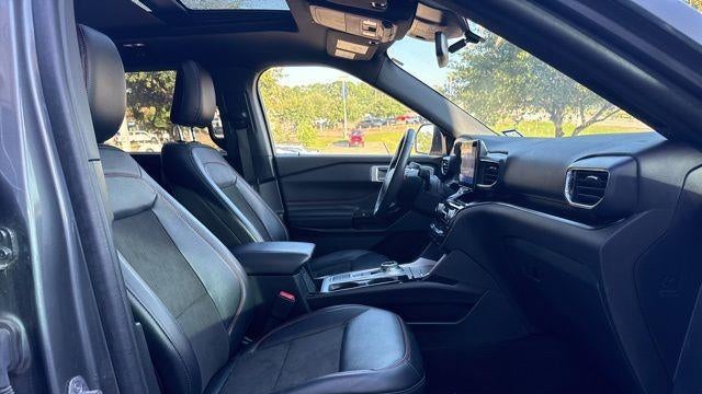 2024 Ford Explorer ST-Line