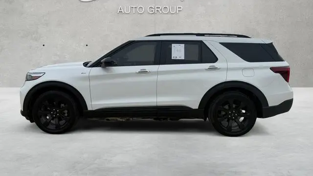2023 Ford Explorer ST-Line