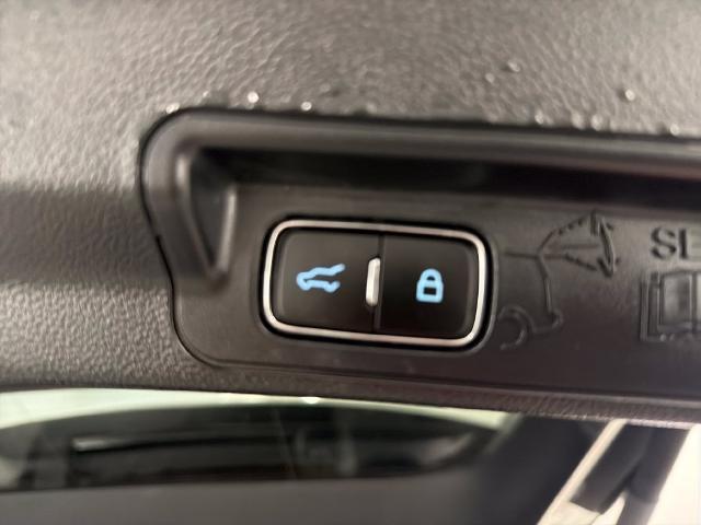 2023 Ford Explorer - $26,896