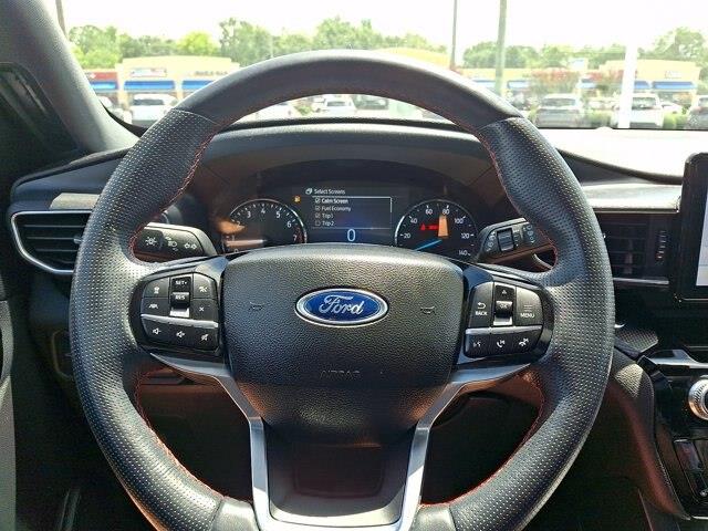 2022 Ford Explorer - $28,796
