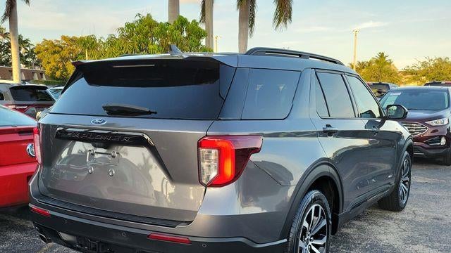2022 Ford Explorer ST-Line