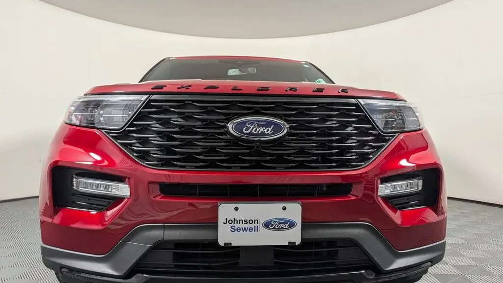 2024 Ford Explorer ST-Line