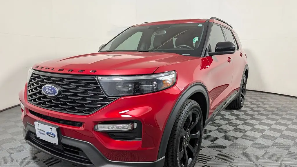 2024 Ford Explorer ST-Line