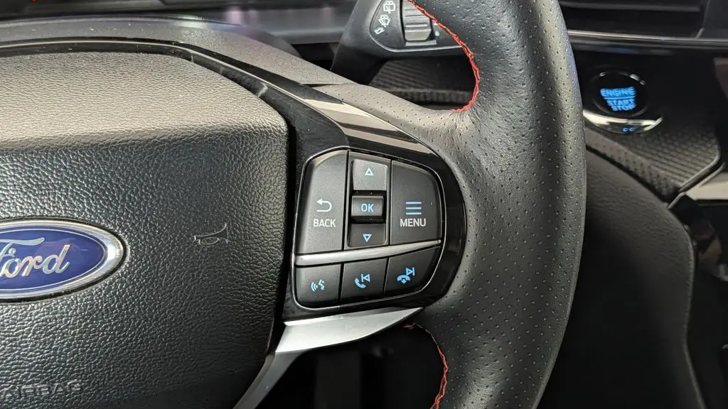 2024 Ford Explorer ST-Line