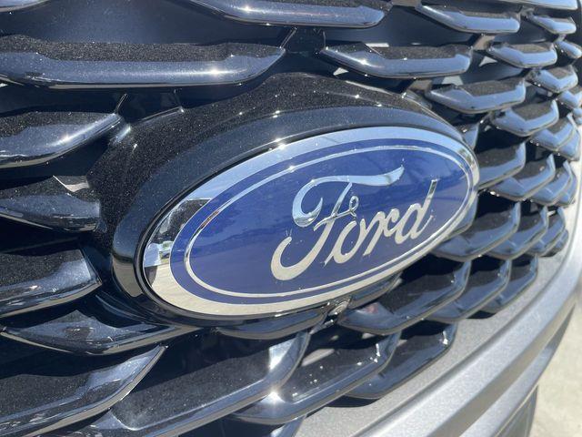 2022 Ford Explorer - $28,488