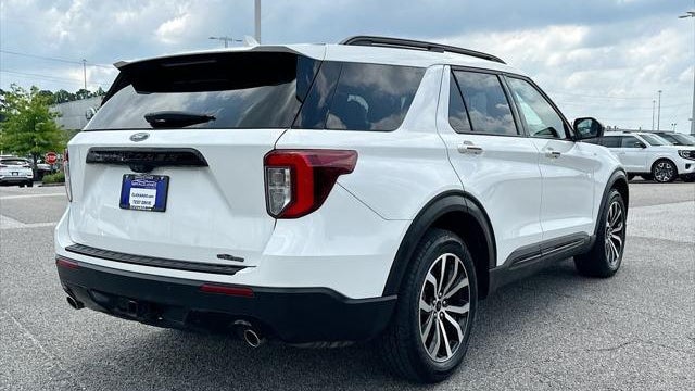 2023 Ford Explorer ST-Line