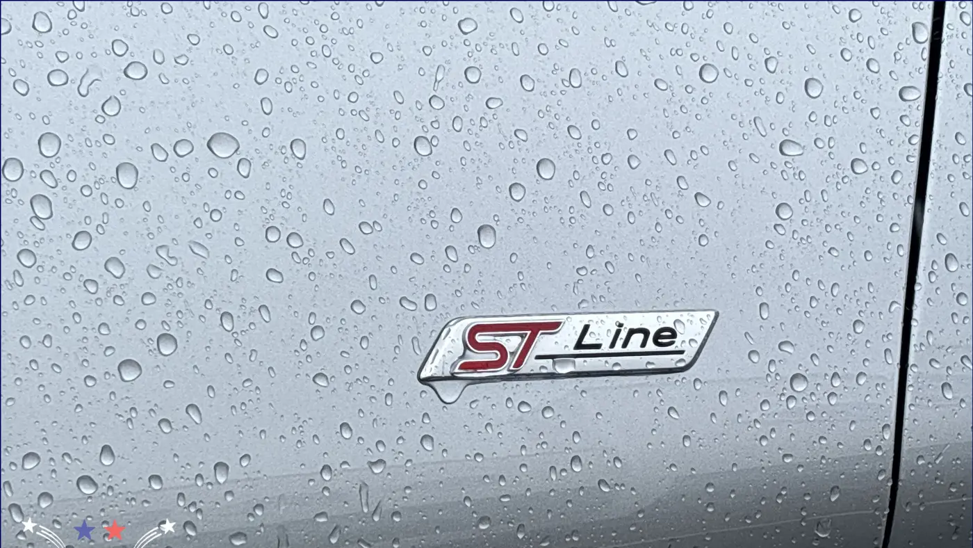 2024 Ford Explorer ST-Line