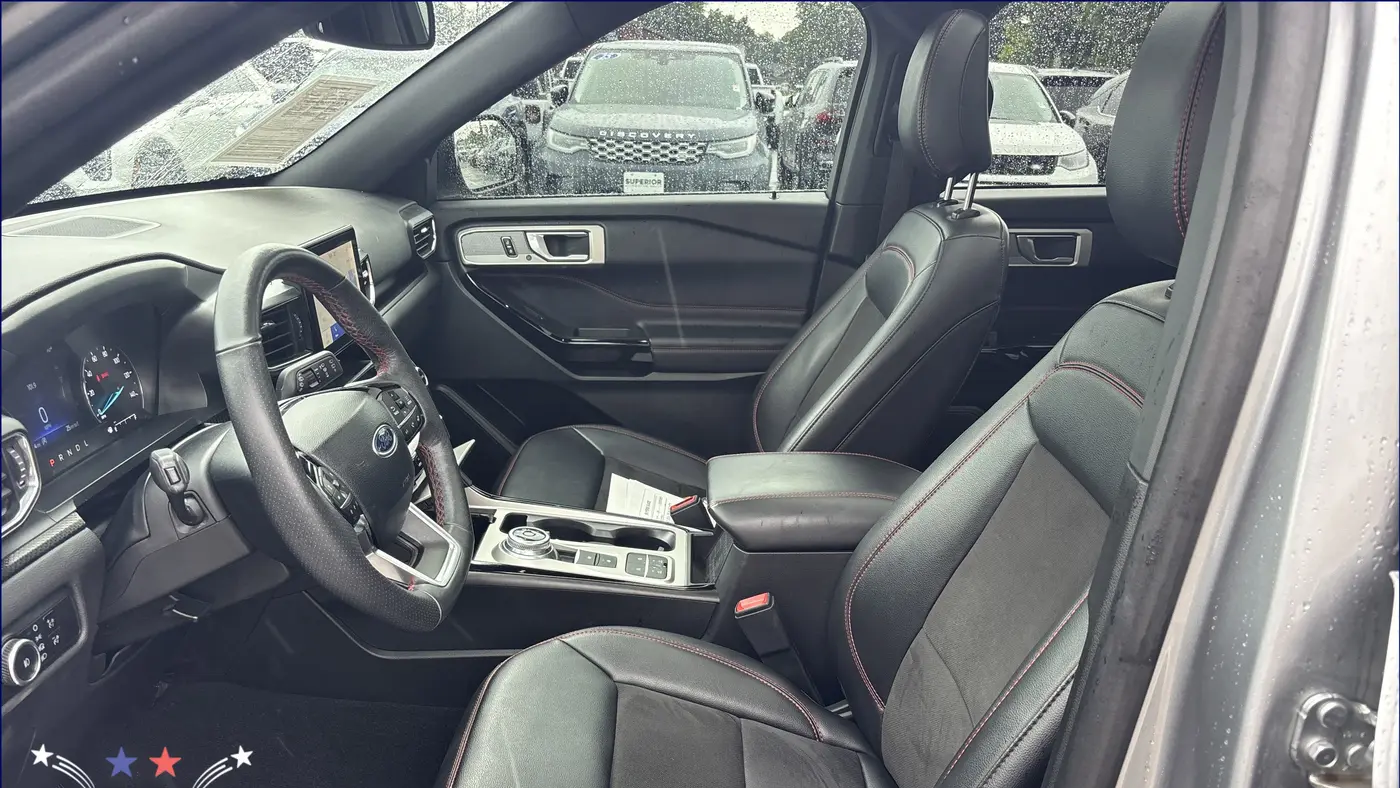 2024 Ford Explorer ST-Line