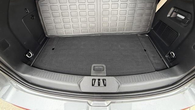 2023 Ford Explorer Base