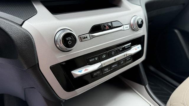 2023 Ford Explorer Base